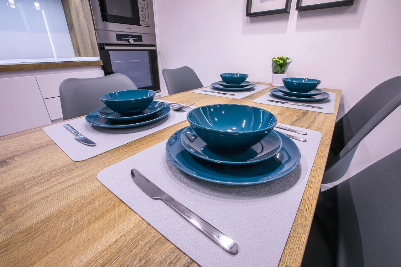 South Place Apartments 산단스키 외부 사진